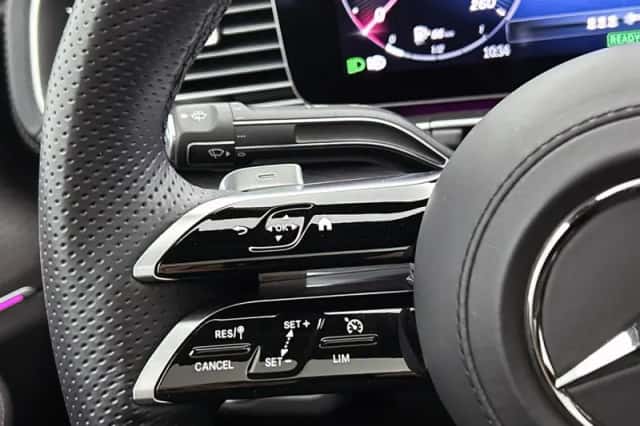 Mercedes-Benz GLE (2024) thumbnail 14
