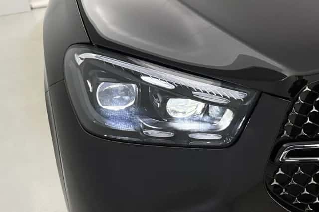 Mercedes-Benz GLE (2024) thumbnail 30