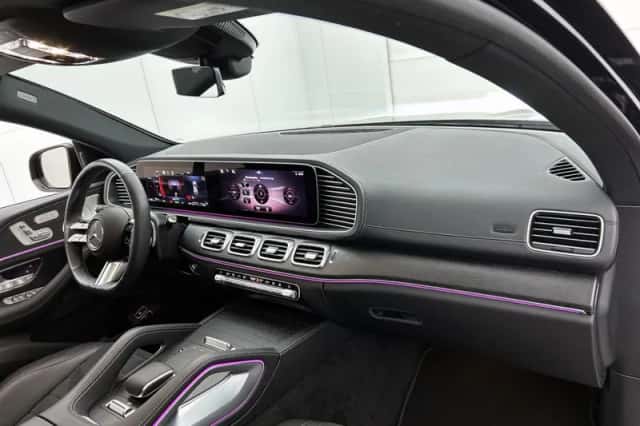 Mercedes-Benz GLE (2024) thumbnail 6