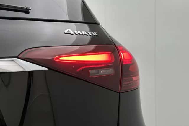 Mercedes-Benz GLE (2025) thumbnail 40