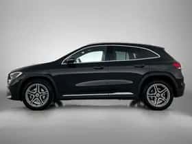 Mercedes-Benz GLA (2021) thumbnail 3
