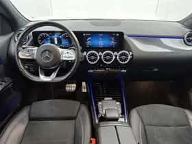 Mercedes-Benz GLA (2021) thumbnail 4