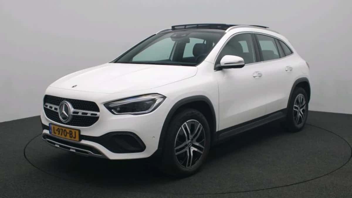 Mercedes-Benz GLA (2021) — foto 1