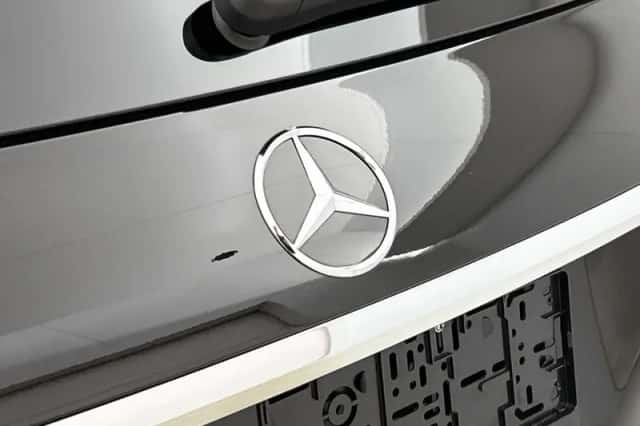 Mercedes-Benz GLE (2025) thumbnail 31