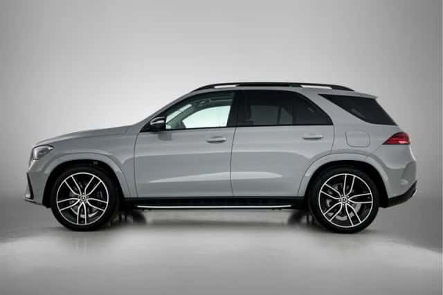 Mercedes-Benz GLE (2024) thumbnail 3