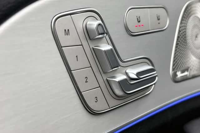 Mercedes-Benz GLE (2024) thumbnail 43
