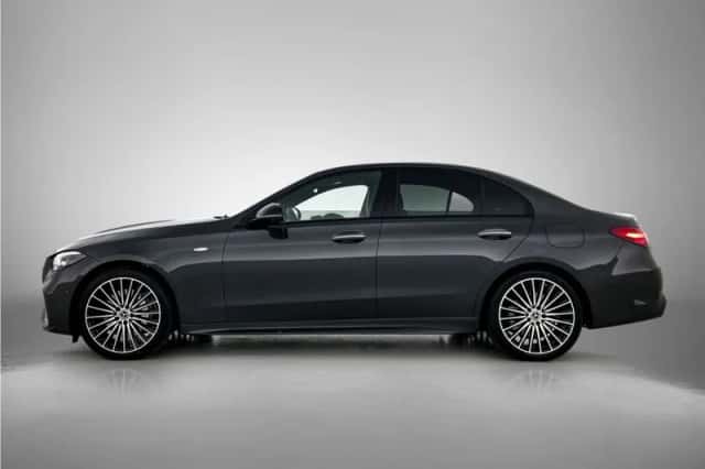 Mercedes-Benz C-Klasse (2026) thumbnail 3