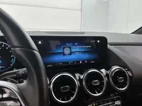 Mercedes-Benz GLA (2023) thumbnail 32