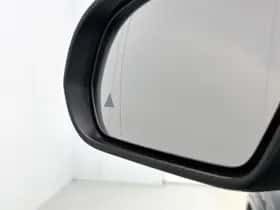 Mercedes-Benz GLA (2025) thumbnail 18
