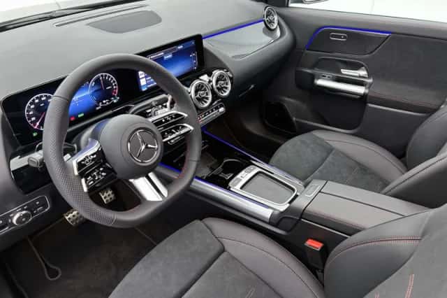 Mercedes-Benz GLA (2025) thumbnail 28