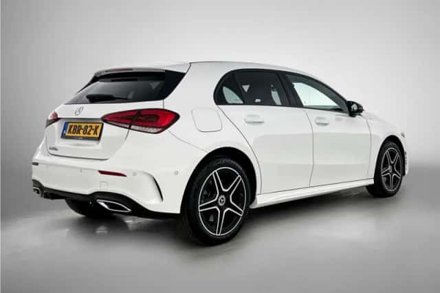Mercedes-Benz A-Klasse (2022) thumbnail 2