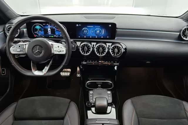 Mercedes-Benz A-Klasse (2022) thumbnail 4