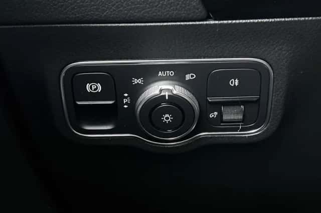 Mercedes-Benz EQA (2026) thumbnail 32