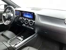 Mercedes-Benz GLA (2024) thumbnail 6
