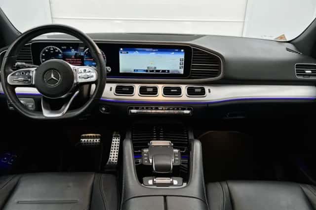 Mercedes-Benz GLE (2022) thumbnail 4