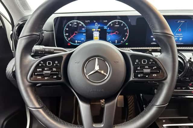 Mercedes-Benz A-Klasse (2021) thumbnail 17