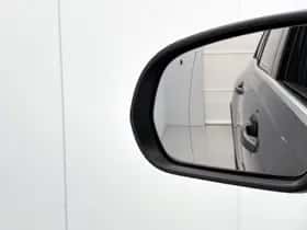 Mercedes-Benz EQB (2025) thumbnail 14