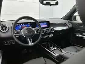 Mercedes-Benz EQB (2025) thumbnail 17