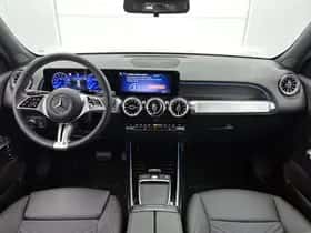 Mercedes-Benz EQB (2025) thumbnail 24