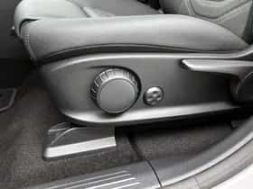 Mercedes-Benz EQB (2025) thumbnail 25
