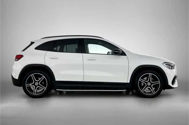 Mercedes-Benz GLA (2020) thumbnail 11