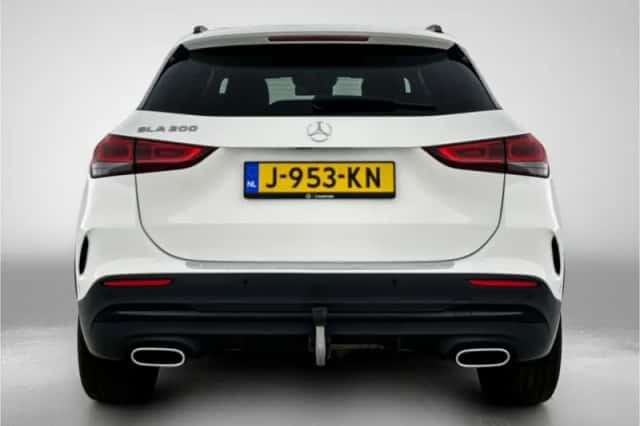 Mercedes-Benz GLA (2020) thumbnail 21