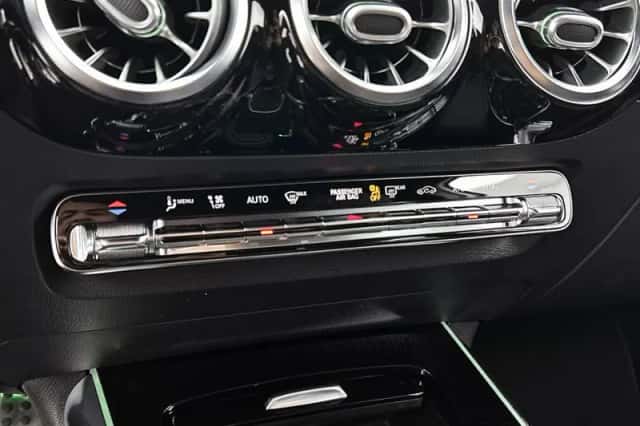 Mercedes-Benz GLA (2020) thumbnail 27
