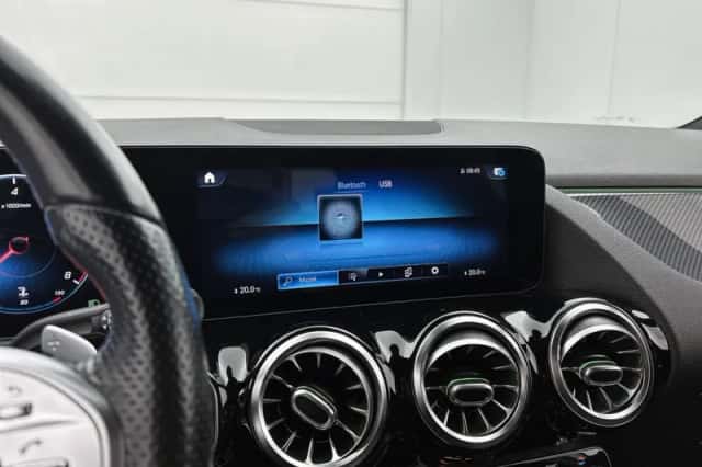 Mercedes-Benz GLA (2020) thumbnail 31