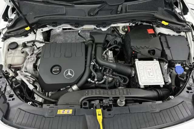 Mercedes-Benz GLA (2020) thumbnail 33