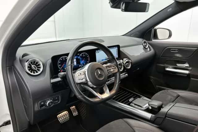 Mercedes-Benz GLA (2020) thumbnail 36