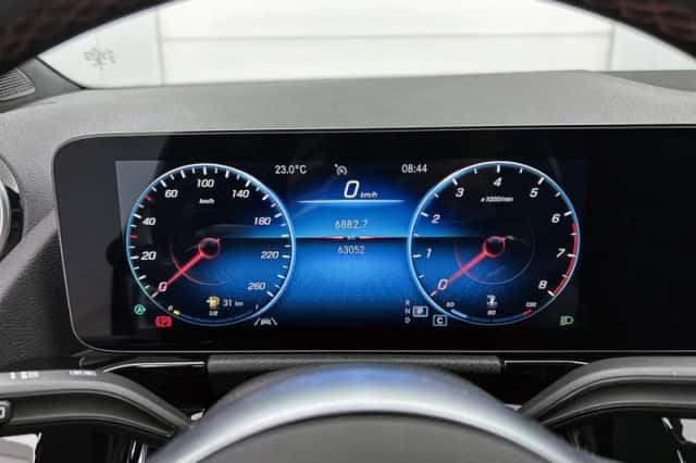 Mercedes-Benz GLA (2020) thumbnail 5