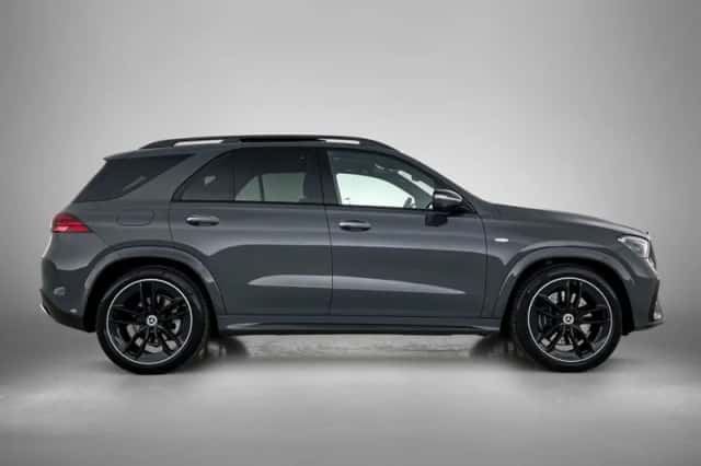 Mercedes-Benz GLE (2025) thumbnail 14