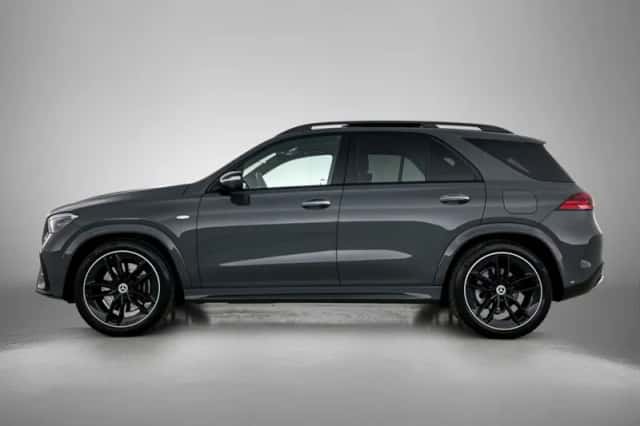 Mercedes-Benz GLE (2025) thumbnail 15