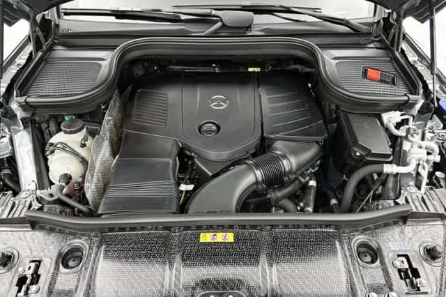 Mercedes-Benz GLE (2025) thumbnail 33