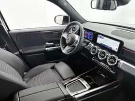 Mercedes-Benz EQB (2026) thumbnail 22