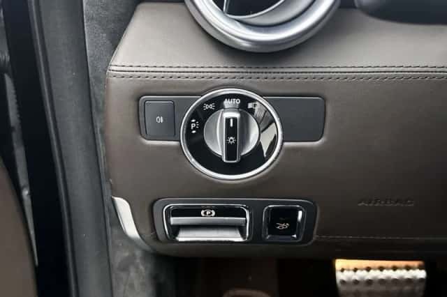 Mercedes-Benz SLS_Roadster (2013) thumbnail 34