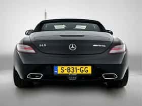 Mercedes-Benz SLS_Roadster (2013) thumbnail 8