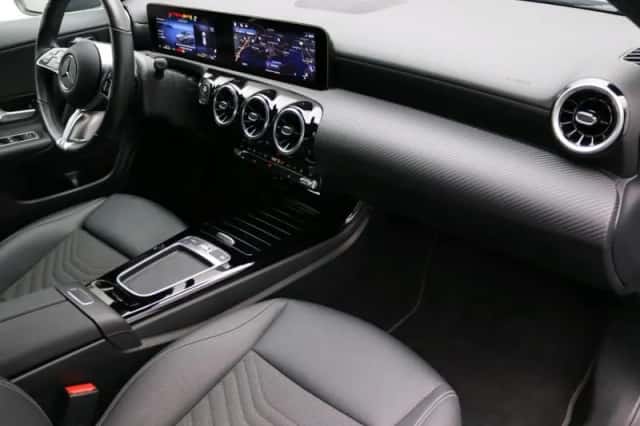 Mercedes-Benz CLA-Klasse (2024) thumbnail 4