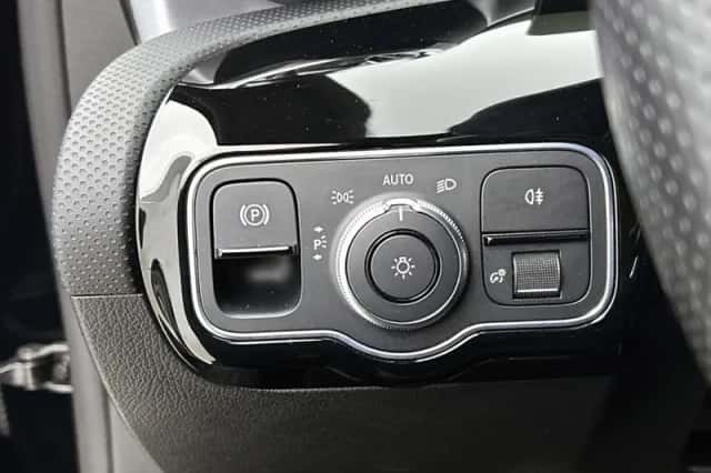 Mercedes-Benz A-Klasse (2020) thumbnail 37
