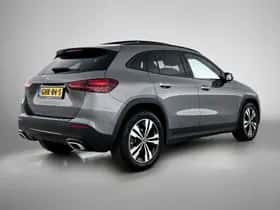 Mercedes-Benz GLA (2024) thumbnail 2