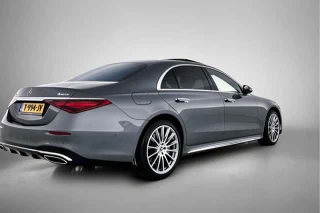 Mercedes-Benz S-Klasse (2022) thumbnail 2