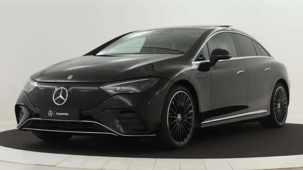 Mercedes-Benz EQE (2022) — foto 1
