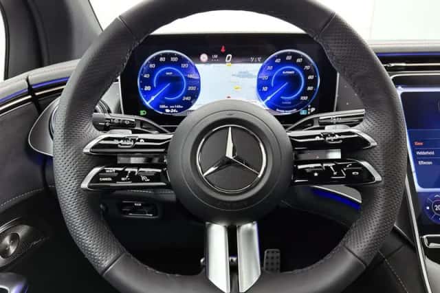 Mercedes-Benz EQE (2026) thumbnail 18