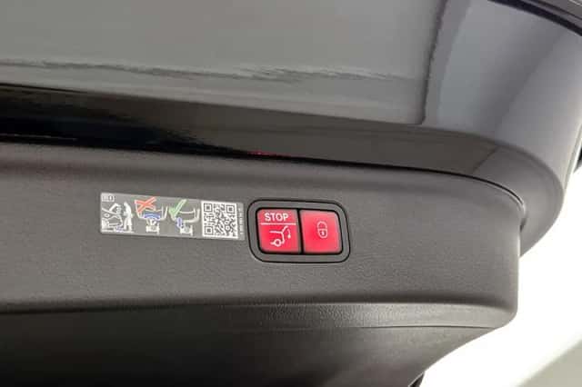 Mercedes-Benz EQE (2026) thumbnail 28