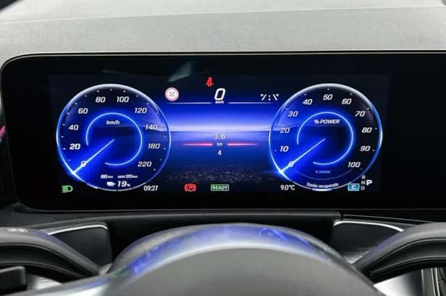 Mercedes-Benz EQB (2026) thumbnail 15