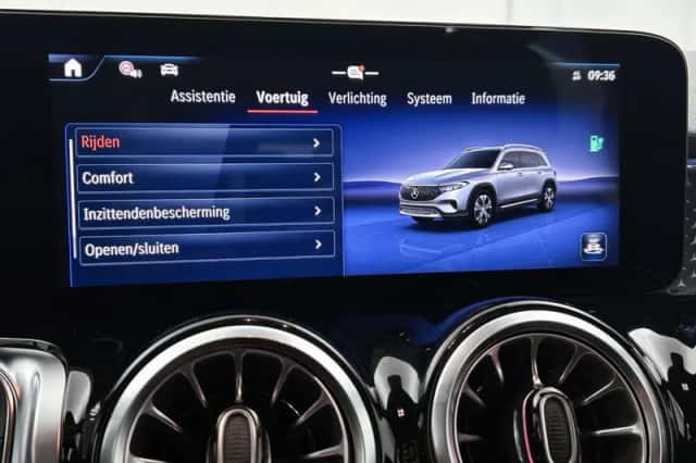 Mercedes-Benz EQB (2026) thumbnail 27