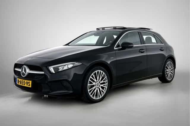 Mercedes-Benz A-Klasse (2020) thumbnail 1