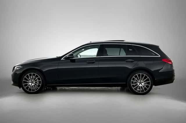 Mercedes-Benz C-Klasse (2023) thumbnail 3