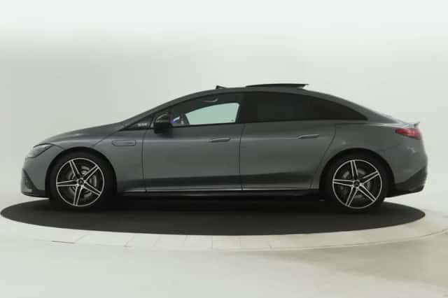 Mercedes-Benz EQE (2024) thumbnail 3