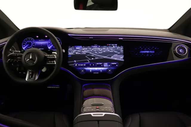 Mercedes-Benz EQE (2024) thumbnail 4